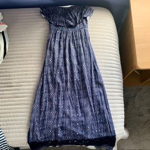 Pretty pattered maxi dress!